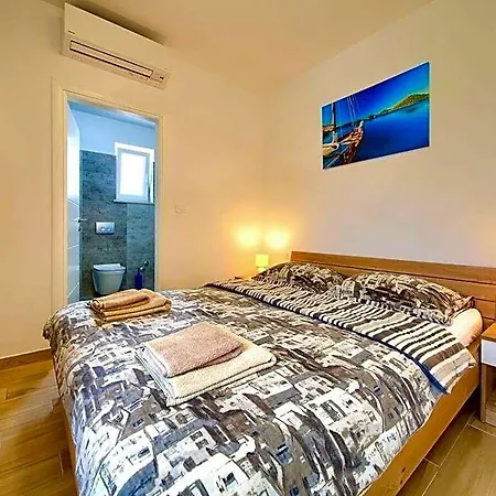 Martius Comfortable מלון קרק